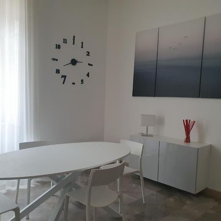 Papiro Blu Lägenhet Salerno Exteriör bild